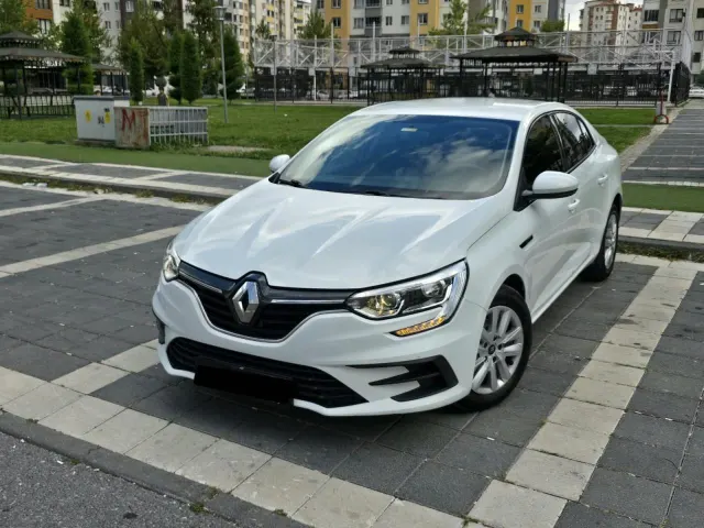 Renault Megane Dizel Otomatik Mersin aylık kiralama